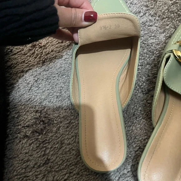 Light green mules - Picture 4 of 8
